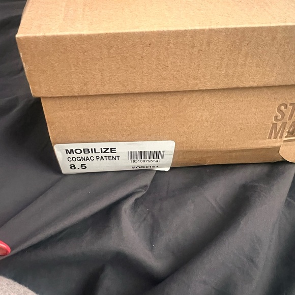 New with box Steve Madden Mobilize in Cognac 8.5 - Picture 5 of 7